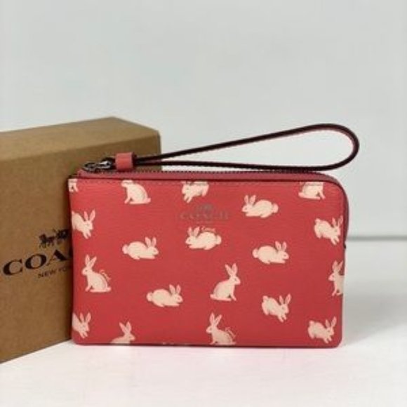 NWT Coach Corner ZIP Wristlet Wallet W/Bunny - Picture 7 of 7